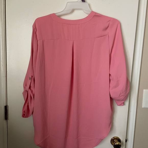 Zenana Outfitters Pink Cuffed Sleeve Blouse Relaxed Fit - Picture 3 of 3